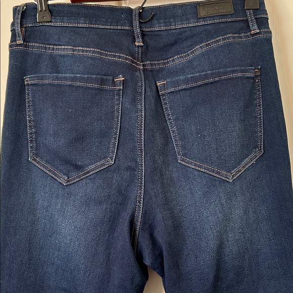 Nicole Miller Dark Blue High Rise Bootcut Jeans size 12x 42” - Picture 3 of 7